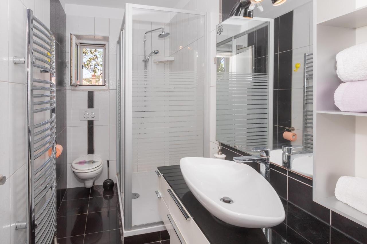 Villa City Center Šibenik Eksteriør billede